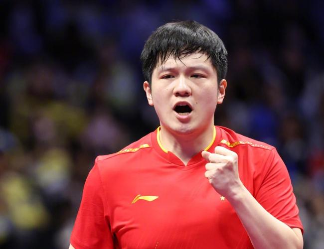邓亚萍祝贺樊振东蝉联全运会男单金牌 王者归来再展雄风