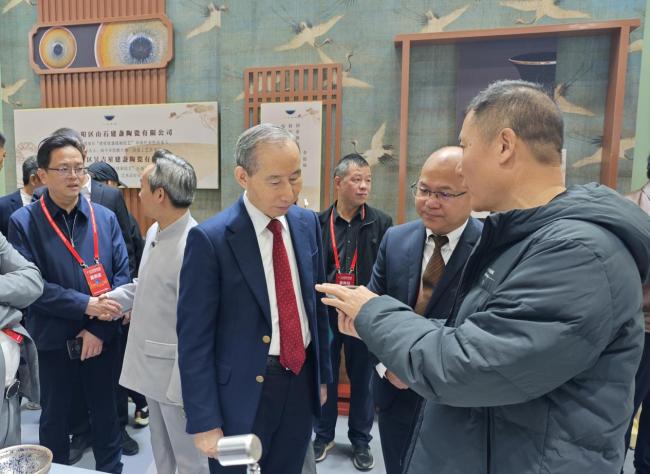 龍宇翔出席第十七屆海峽兩岸茶業(yè)博覽會開館式