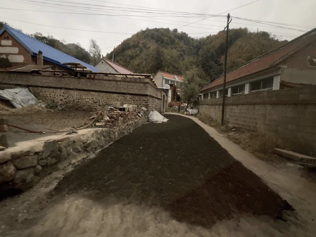 村民大肆盗采地下水单月耗电上万度 非法淘金产业链揭秘