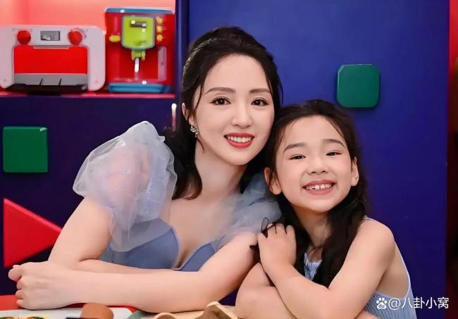 张维伊的昵称背后的家庭昵称文化与故事——小酒窝窝子的由来揭秘