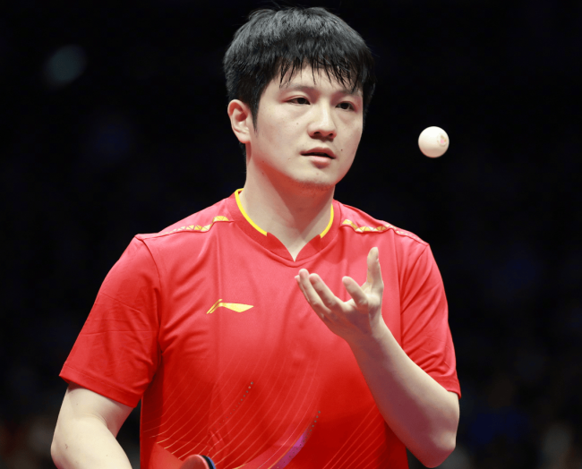 樊振东3比2胜于何一