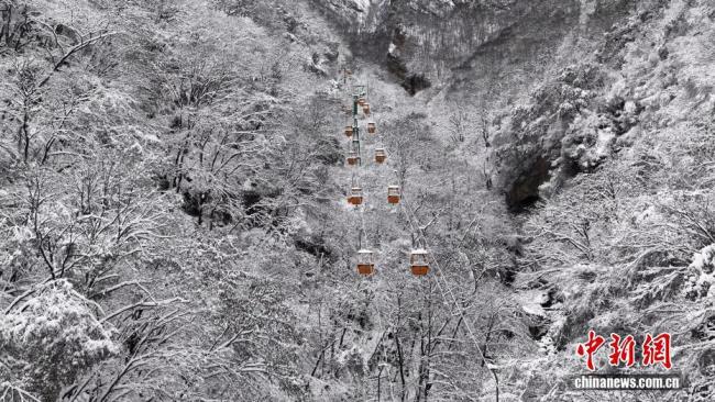 寒潮南下 湖北安徽等地迎初雪 气温大“跳水”