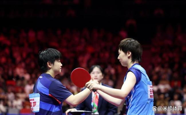 王曼昱缺阵女团半决赛