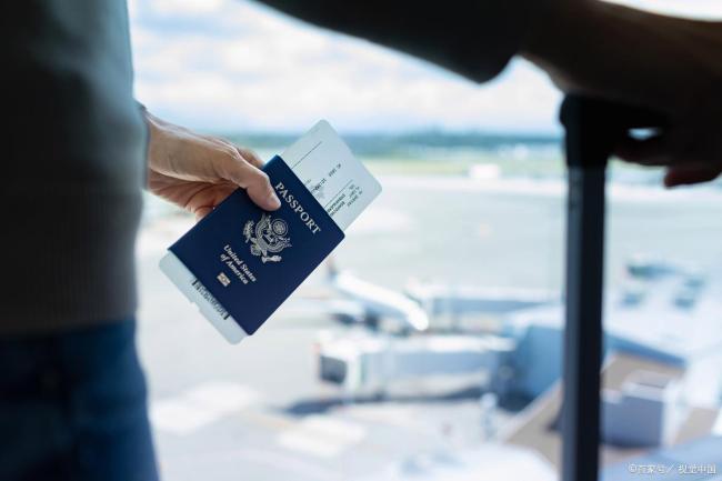 赴日机票断崖式取消 三重危机致旅游“寒潮”