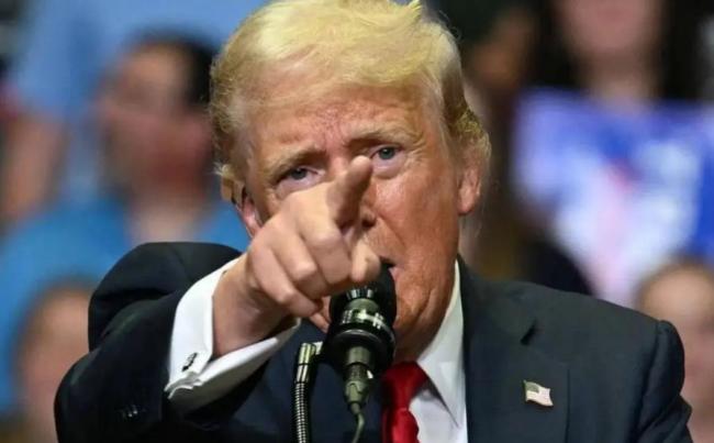 研究员:特朗普急召马斯克回白宫救场 最强帮手回归