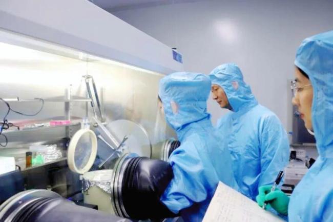 黑龙江大学首篇《Nature》诞生 绝缘体发光新突破