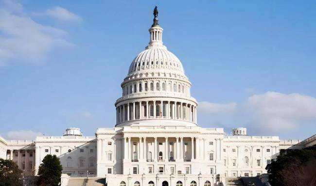 评论员:乌克兰彻底被美国卖了 美俄密谋瓜分乌克兰