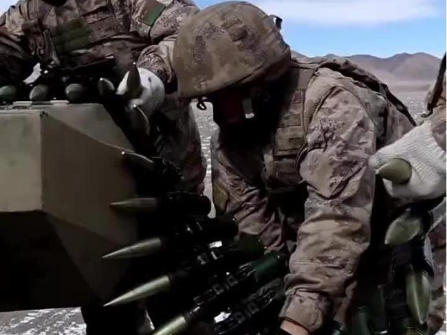 中国军网发大子弹量大管够 彰显实力与决心