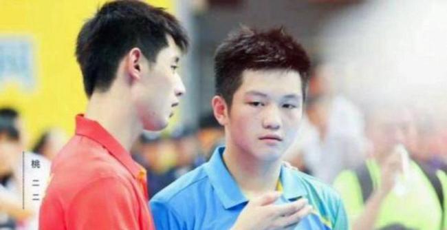 张继科回应樊振东只会拧拉搓言论 简单技术的极致之道