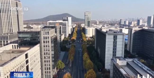 1.6萬年→10分鐘 我國(guó)量子計(jì)算機(jī)開始全球“接單”