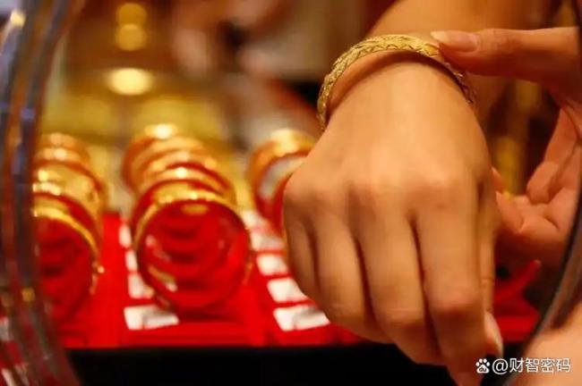 金价创新高金饰为何卖不动 市场分化显现