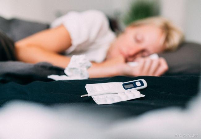 6歲男孩發(fā)燒后竟然