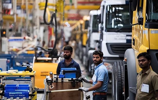 中国卫星拍下迪拜航展印战机坠毁现场 教训发人深省