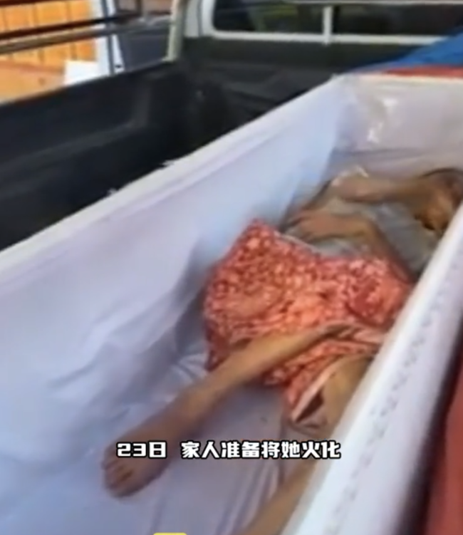 泰国65岁老妇火化前突然复活 惊悚一幕吓坏众人