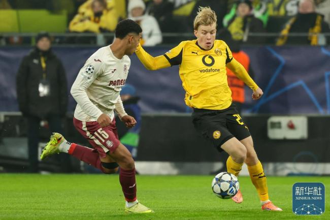 歐冠:多特蒙德4-0比利亞雷亞爾 主場大勝慶祝進球