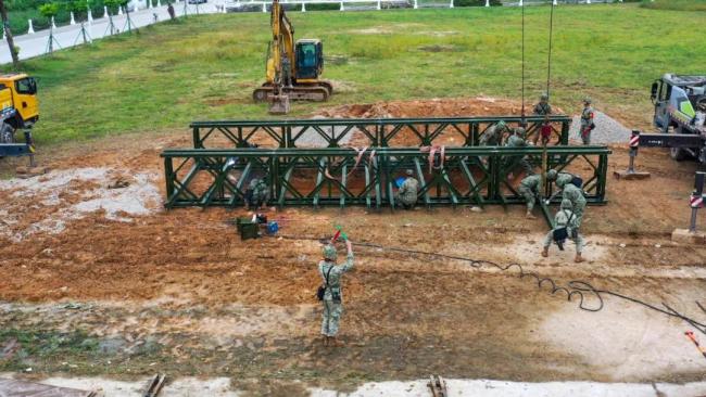 舰艇编队“遭袭”!直击后装综合保障演练现场