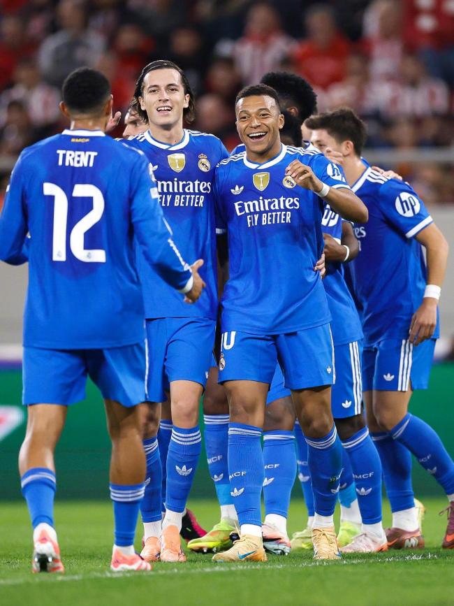 欧冠:皇马客场4-3奥林匹亚科斯 姆巴佩大四喜 维尼修斯两送助攻 姆巴佩创纪录