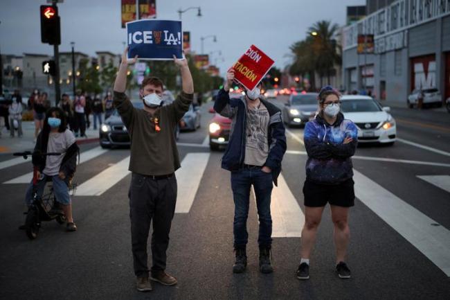 特朗普移民禁令背后的美國困局 標簽政治再現