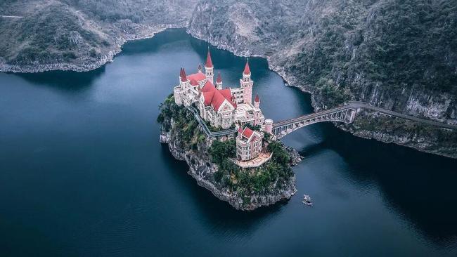 贵州成西南首个“市市通高铁”省份 交通发展助力经济增长