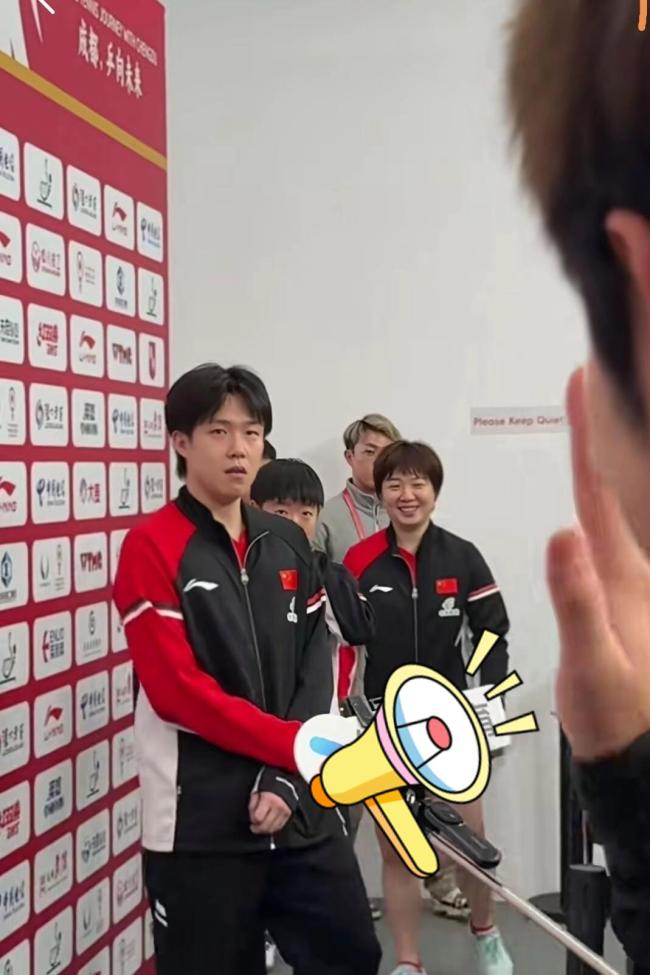 曹巍沉浸式采访王楚钦 紧张与幽默并存