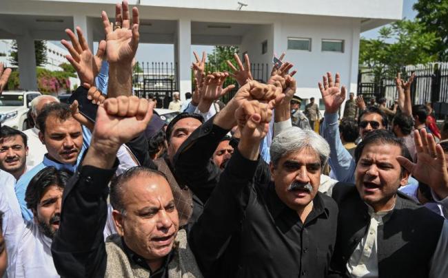 突发特讯！巴基斯坦高层出现分裂苗头，三军总司令随时抢班夺权，引发全球高度关注