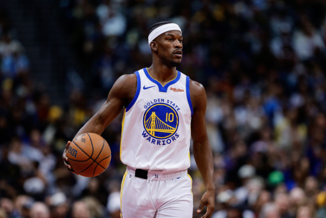 巴特勒15中7贡献24分8板10助