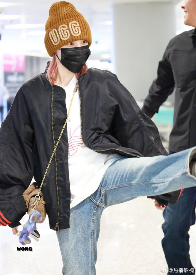 宋雨琦现身汪苏泷演唱会