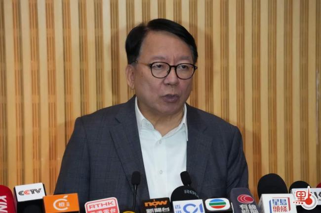 香港着火大楼棚网样本未达阻燃标准