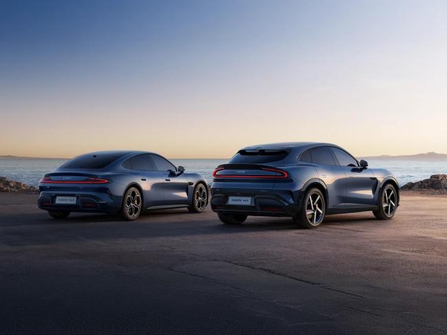 小米汽车12月购车权益公布 赠送真皮座椅及免费辅助驾驶