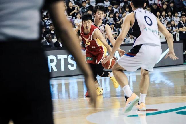 中国男篮再负韩国 世预赛两连败 进攻端低迷