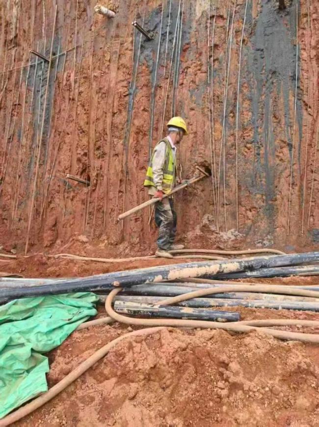 媒体评75亿水库大坝被曝偷工减料 施工质量问题引关注