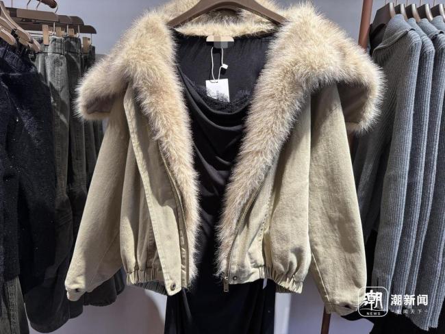 一身聚酯纖維的我怎么敢碰純毛的你 現(xiàn)代塑料衣與古人的布衣