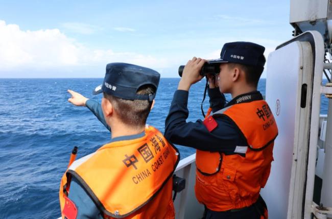 中方驱离日非法进入钓鱼岛领海船只 依法维权坚定有力