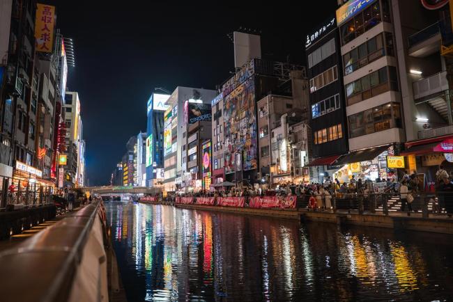 中国游客骤减 日本多地旅游业遭冲击 航班削减引发连锁反应