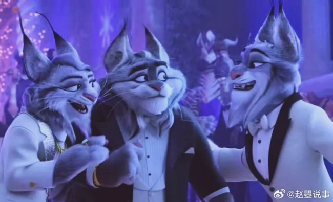 一夜间所有的缅因猫都在被盘问 自带警长滤镜