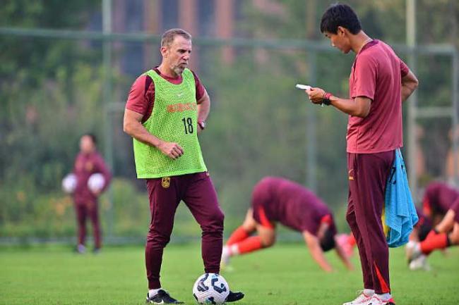 中国为何连办两届U20男足亚洲杯 助力中国足球发展