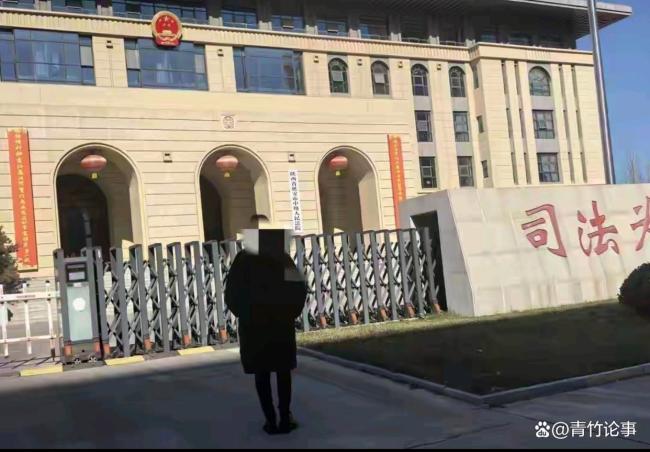 女子買房缺錢偷閨蜜140克黃金 信任崩塌時刻