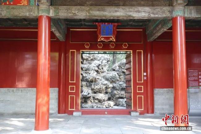 马克龙为何参观“乾隆花园”