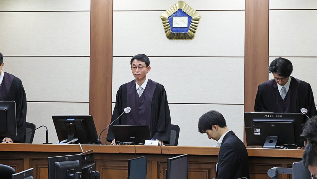 韩特检组寻求法院判金建希15年 涉嫌多宗罪名