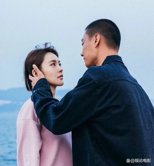 张佳宁疑似新恋情曝光，与男友路边对峙，被传与高至霆已分手 情感纠葛再引关注