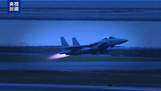 谁在给日本向右转猛踩油门 右翼势力加速洗脑民众