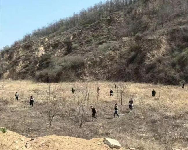 男子酒后失踪240余天家属悬赏求线索 多方搜寻未果