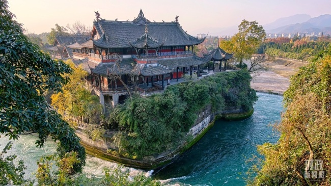 時(shí)政新聞眼丨從中法元首會(huì)晤的四個(gè)“特殊”，讀懂大國(guó)相處之道