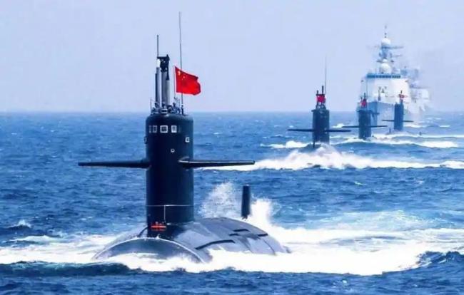 解放军潜艇部队集群亮相 罕见画面展示实力