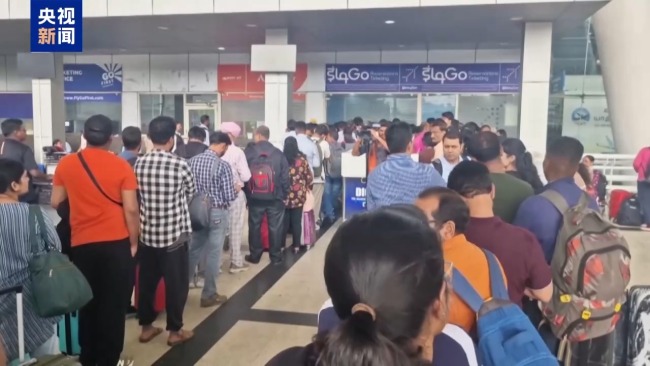 印度靛蓝航空取消数千架次航班 大量乘客滞留