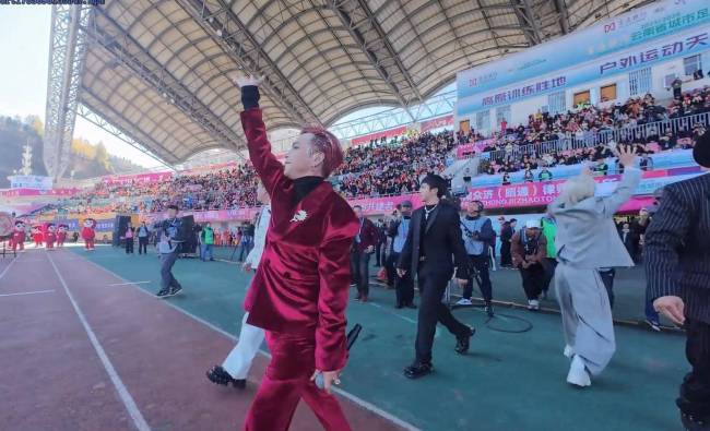 云南bigbang空降滇超昭通赛区开幕式