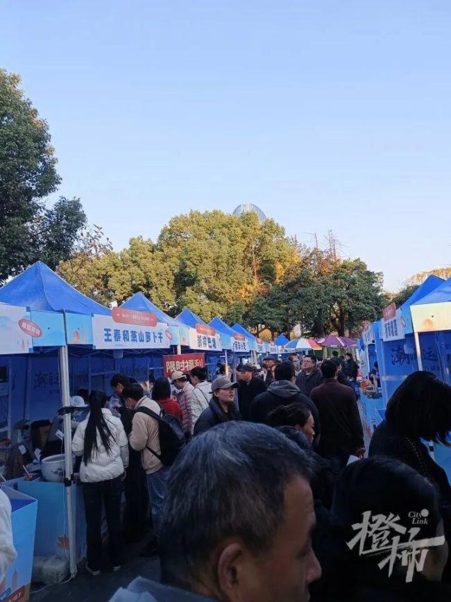 一整缸3年萝卜干参展时被偷 网友笑称“好吃到被偷”