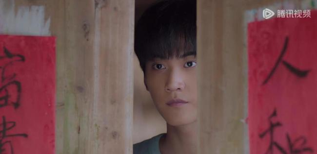 感覺(jué)狙擊蝴蝶導(dǎo)演真的窮過(guò) 細(xì)節(jié)展現(xiàn)生活艱辛