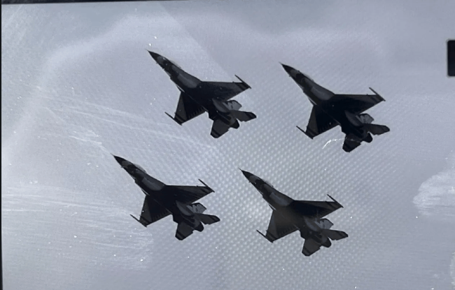 日本抗议中国战机照射自卫队飞机 危险行为引发争议