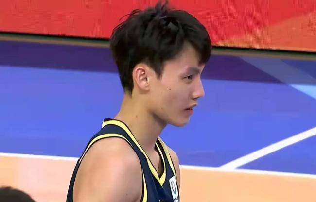 25 11！23 6！被郭士强嫌弃，被国家队退货，但偏偏你最争气 徐杰统治级表现引发热议